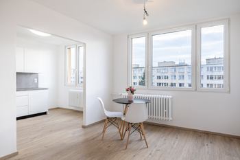 Prodej bytu 3+1 v družstevním vlastnictví 67 m², Praha 10 - Strašnice