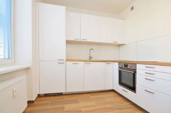 Pronájem bytu 3+1 v osobním vlastnictví 78 m², Praha 3 - Žižkov