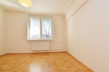 Pronájem bytu 3+1 v osobním vlastnictví 78 m², Praha 3 - Žižkov