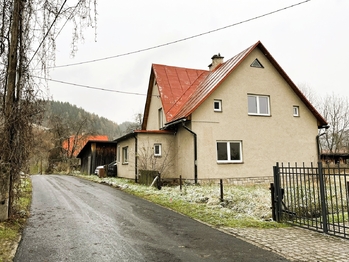 Prodej domu 170 m², Karolinka