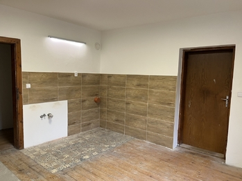 Kuchyň - Prodej domu 170 m², Karolinka