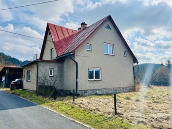 Prodej domu 170 m², Karolinka