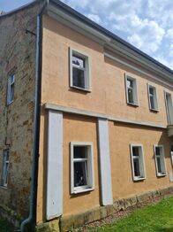 Prodej domu 233 m², Kmetiněves