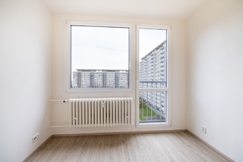 Pronájem bytu 2+kk v družstevním vlastnictví 45 m², Praha 8 - Kobylisy