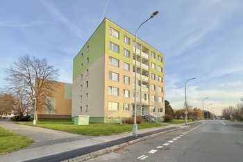 Prodej bytu 3+kk v osobním vlastnictví 64 m², Praha 9 - Kyje