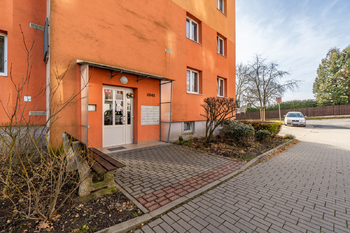 Vchod - Prodej bytu 3+kk v osobním vlastnictví 63 m², Havlíčkův Brod