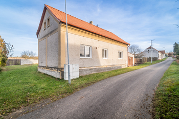 Prodej domu 86 m², Senomaty