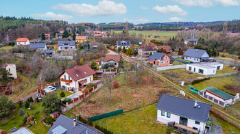 Pronájem pozemku 928 m², Drevníky