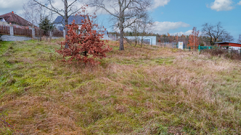 Pohled na pozemek #2 - Pronájem pozemku 928 m², Drevníky