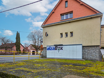 Restaurace a AlzaBox - Pronájem pozemku 928 m², Drevníky