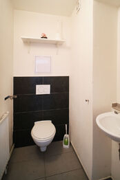 toaleta, ul. Rudná, 2.NP - Pronájem kancelářských prostor 27 m², Ostrava