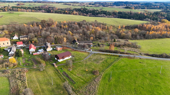 Prodej pozemku 7528 m², Chodová Planá