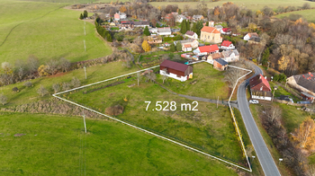 Prodej pozemku 7528 m², Chodová Planá