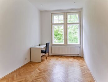Druhá ložnice - Pronájem bytu 3+kk v osobním vlastnictví 75 m², Praha 8 - Karlín