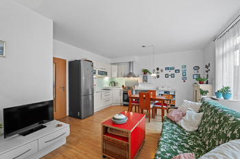 Prodej bytu 2+kk v osobním vlastnictví 61 m², Praha 5 - Smíchov