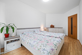 Prodej bytu 2+kk v osobním vlastnictví 61 m², Praha 5 - Smíchov