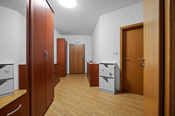 Prodej bytu 2+kk v osobním vlastnictví 61 m², Praha 5 - Smíchov