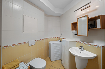 Prodej bytu 2+kk v osobním vlastnictví 61 m², Praha 5 - Smíchov