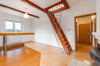 Pronájem bytu 2+kk v osobním vlastnictví 49 m², Černošice