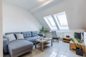 obývací pokoj - Prodej bytu 3+kk v družstevním vlastnictví 82 m², Nymburk 