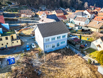pohled - Prodej nájemního domu 300 m², Štěchovice