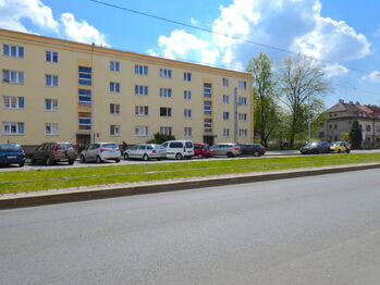 Pronájem bytu 2+1 v osobním vlastnictví 54 m², Praha 6 - Břevnov