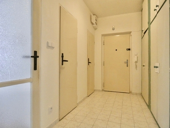 Pronájem bytu 2+1 v osobním vlastnictví 54 m², Praha 6 - Břevnov