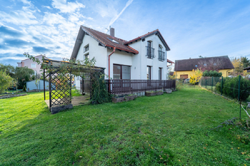 Prodej domu 146 m², Dolní Bousov