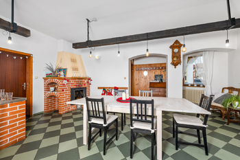 Prodej ubytovacího zařízení 400 m², Hranice