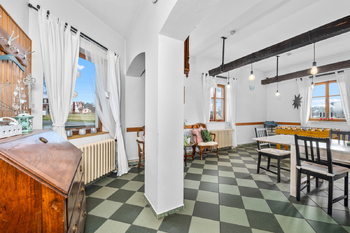 Prodej ubytovacího zařízení 400 m², Hranice