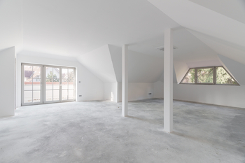 Prodej luxusního viladomu, Praha 10 – Záběhlice, u Hamerského rybníka - Prodej domu 462 m², Praha 10 - Záběhlice