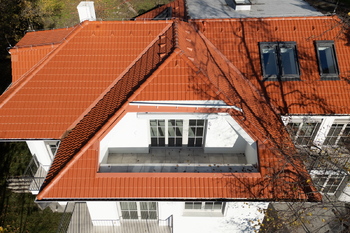 Prodej luxusního viladomu, Praha 10 – Záběhlice, u Hamerského rybníka - Prodej domu 462 m², Praha 10 - Záběhlice