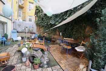 Společné prostory domu - zahrada - Prodej bytu 2+kk v osobním vlastnictví 50 m², Praha 3 - Žižkov