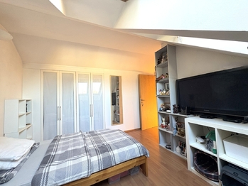 1. pokoj v patře - Prodej bytu 2+kk v osobním vlastnictví 44 m², Praha 3 - Žižkov