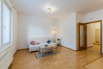 Prodej bytu 2+kk v osobním vlastnictví 61 m², Praha 5 - Zličín