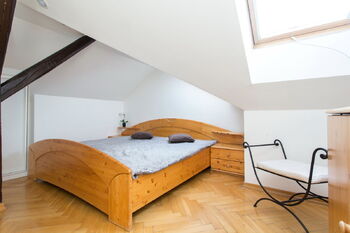 Ložnice - Pronájem bytu 2+kk v osobním vlastnictví 70 m², Praha 8 - Karlín