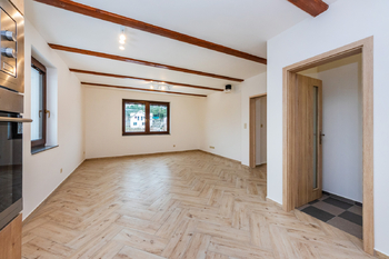 Pronájem bytu 3+kk v osobním vlastnictví 138 m², Praha 5 - Lipence