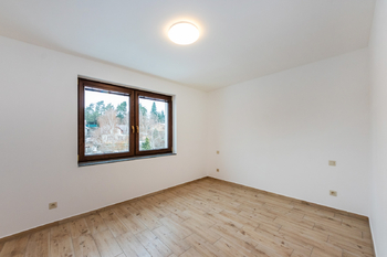 Pronájem bytu 3+kk v osobním vlastnictví 138 m², Praha 5 - Lipence