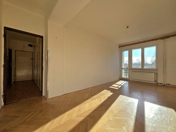 Prodej bytu 2+1 v družstevním vlastnictví 54 m², Praha 6 - Suchdol