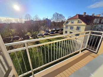 Prodej bytu 2+1 v družstevním vlastnictví 54 m², Praha 6 - Suchdol