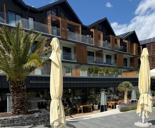 +420 776 335 999, ladislav.urbancik@re-max.cz - Prodej bytu 1+kk v osobním vlastnictví 56 m², Zarzecze