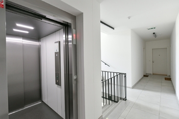 Pronájem bytu 2+kk v osobním vlastnictví 54 m², Praha 2 - Vinohrady