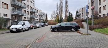 Prodej garážového stání, Praha 5 - Zbraslav