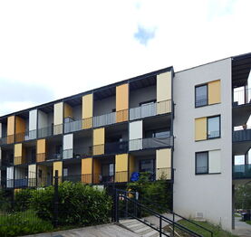 Pohled z ulice1 - Pronájem bytu 3+kk v osobním vlastnictví 78 m², Kladno