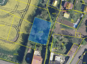 Prodej pozemku 563 m², Modlany