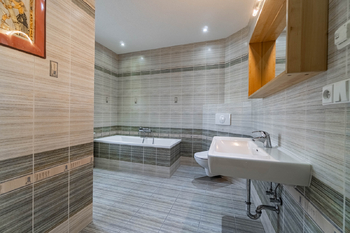 Prodej bytu atypický v osobním vlastnictví 237 m², Františkovy Lázně