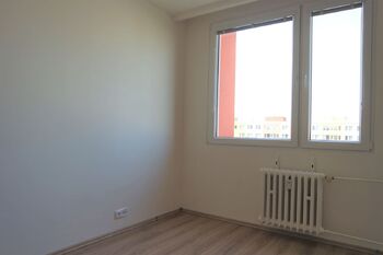 Pokoj - Pronájem bytu 2+kk v osobním vlastnictví 40 m², Praha 4 - Braník