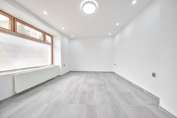 Pronájem restaurace 167 m², Bělá pod Bezdězem