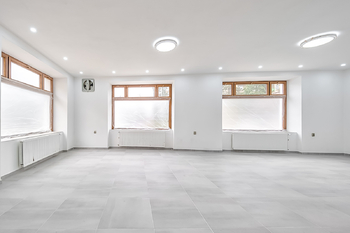 Pronájem restaurace 167 m², Bělá pod Bezdězem