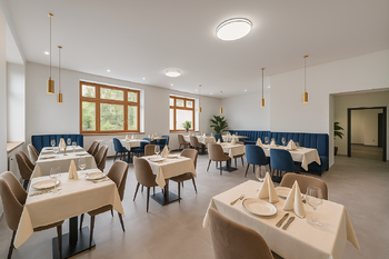 INSPIRACE_VYBAVENÍ 3 - Pronájem restaurace 167 m², Bělá pod Bezdězem